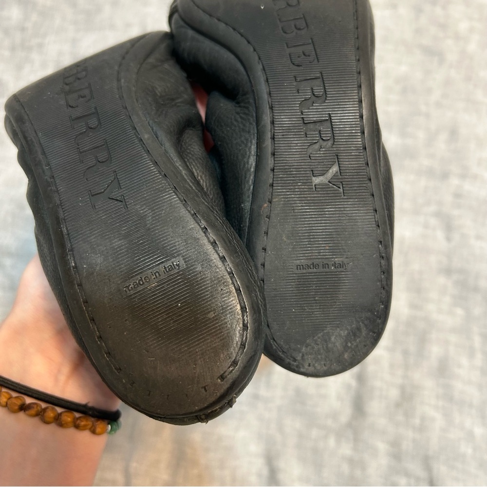 Burberry Haymarket Aston Ballerina Flats Black Novacheck Size 37 US 7 - Picture 8 of 14